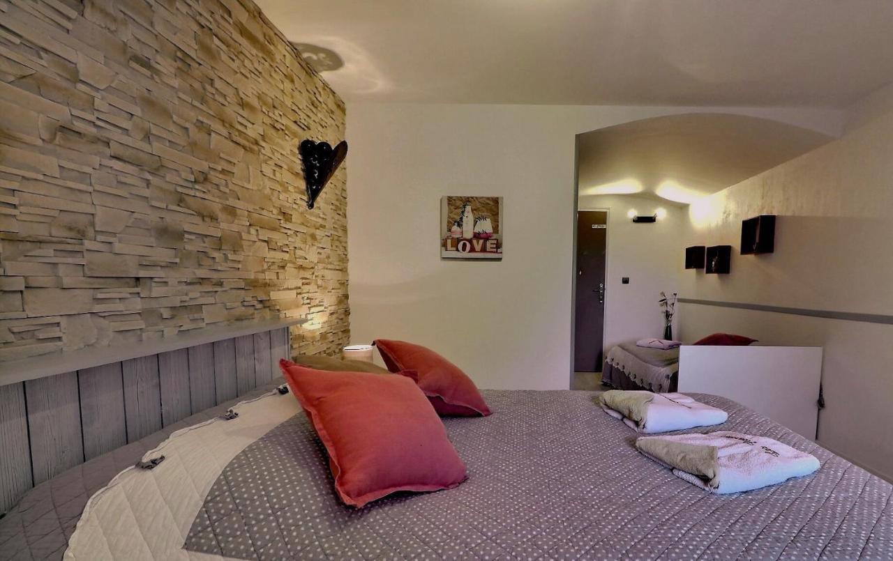Chambres D'Hotes Les Fleurettes En Baie Du Mont Saint Michel Eksteriør bilde