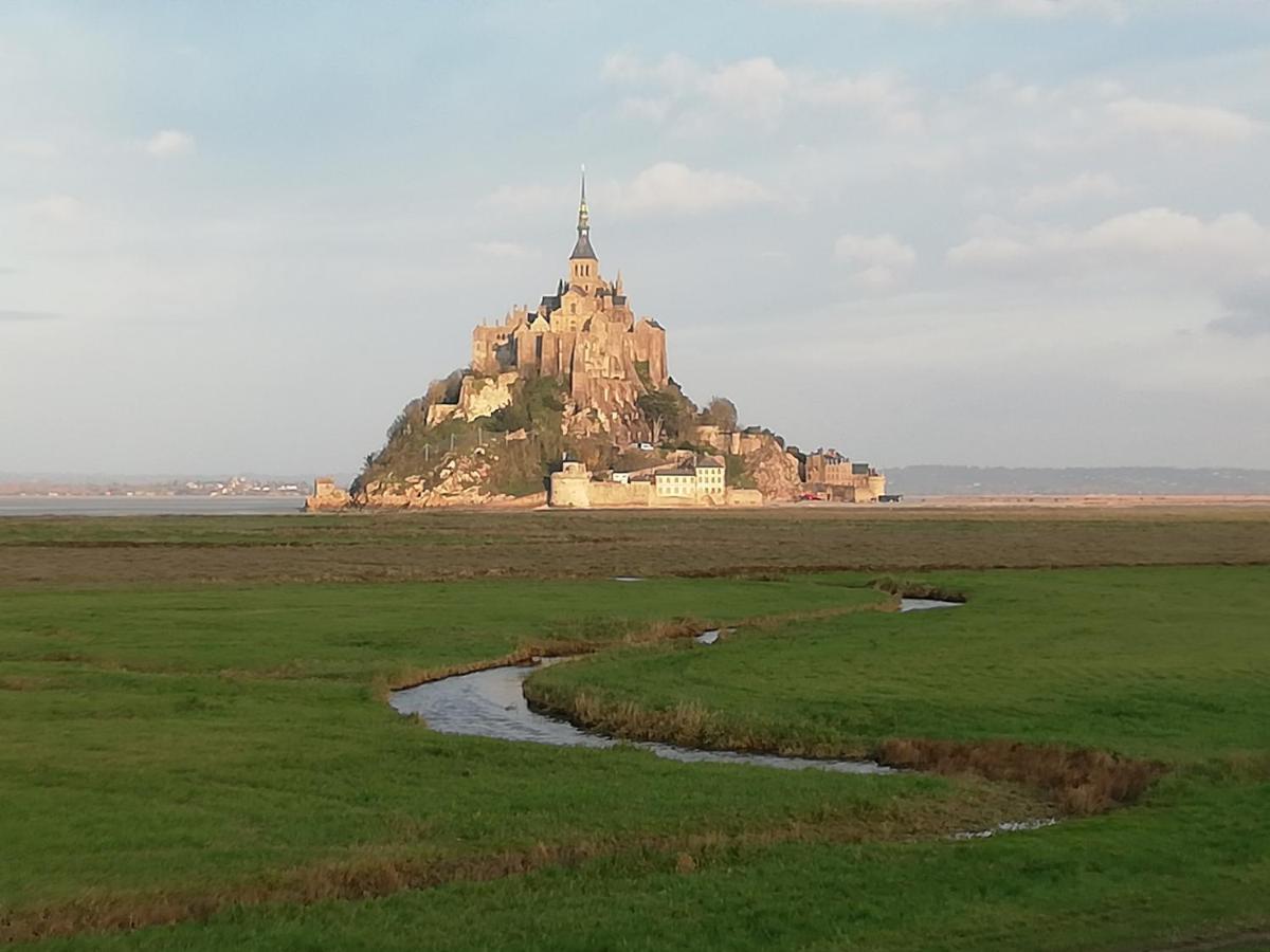 Chambres D'Hotes Les Fleurettes En Baie Du Mont Saint Michel Eksteriør bilde